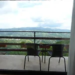 Karadzhovata Kashta Guest house 3*