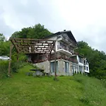 Karadzhovata Kashta 3*