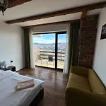 Karadzhovata Kashta Guest house 3*