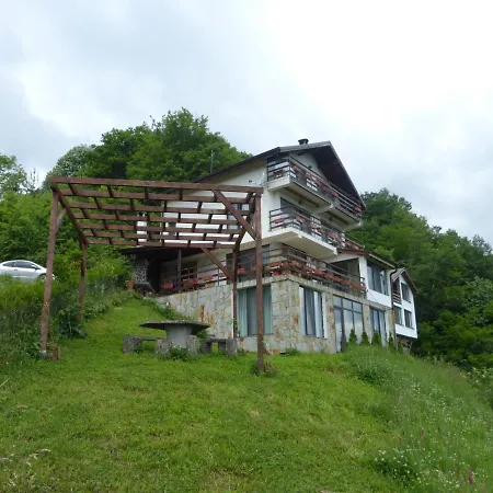 Karadzhovata Kashta *