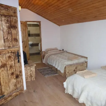 Karadzhovata Kashta Gasthuis *