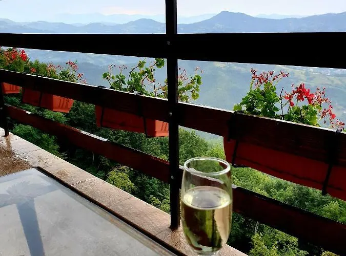 Karadzhovata Kashta 3* Zlatograd